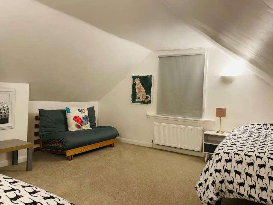 Stylish & Spacious 2 Storey, 3 Bed Apartment Gravesend Exteriér fotografie