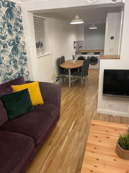 Stylish & Spacious 2 Storey, 3 Bed Apartment Gravesend Exteriér fotografie